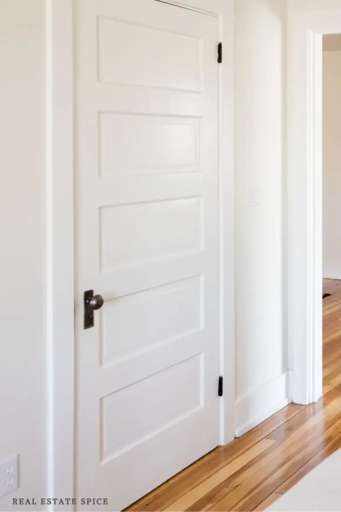 inside door to bedroom in hours