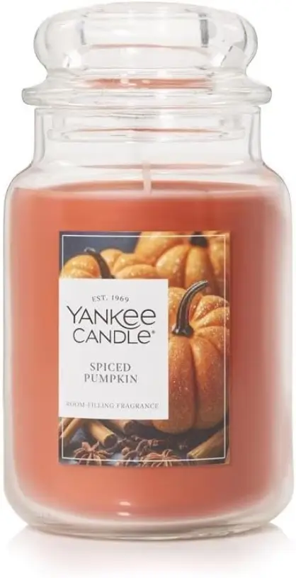 spice pumpkin scented candle